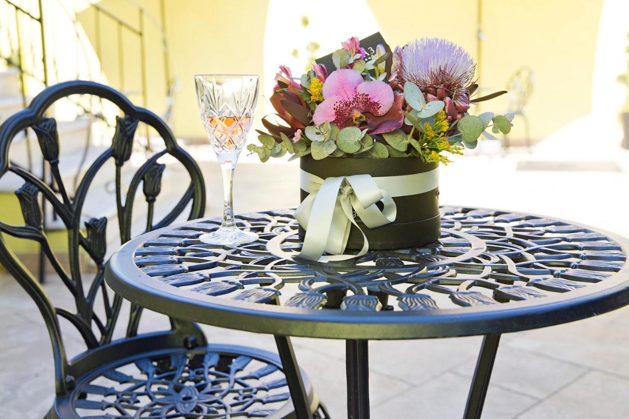 Casa 3 Guesthouse Oradea Luaran gambar