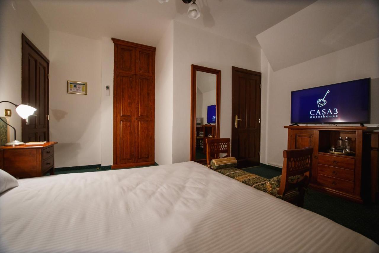 Casa 3 Guesthouse Oradea Luaran gambar