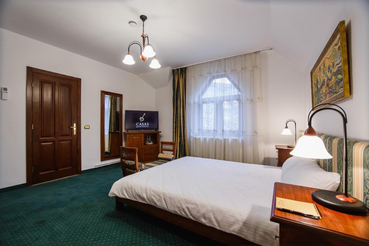 Casa 3 Guesthouse Oradea Luaran gambar
