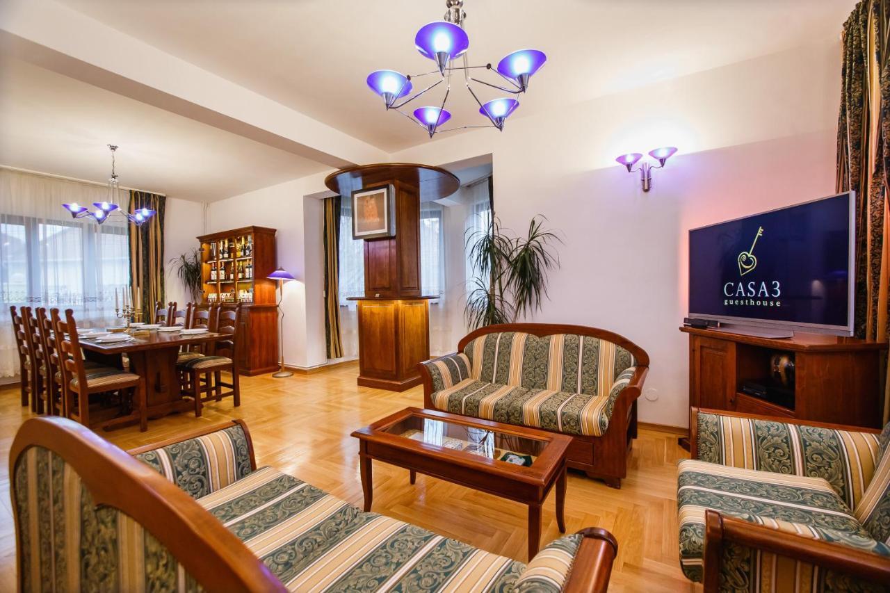 Casa 3 Guesthouse Oradea Luaran gambar