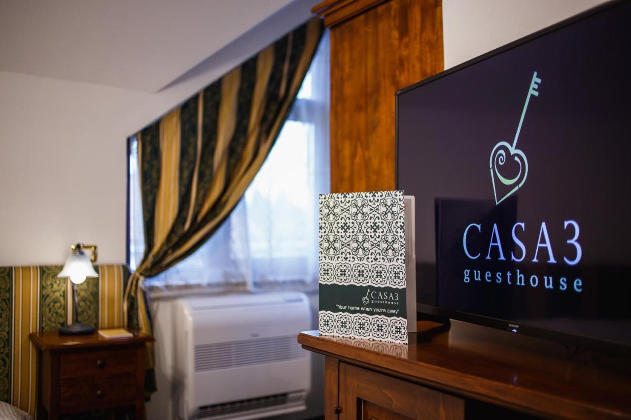 Casa 3 Guesthouse Oradea Luaran gambar